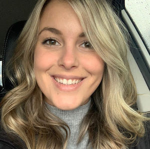 Meet your Posher, Brittney